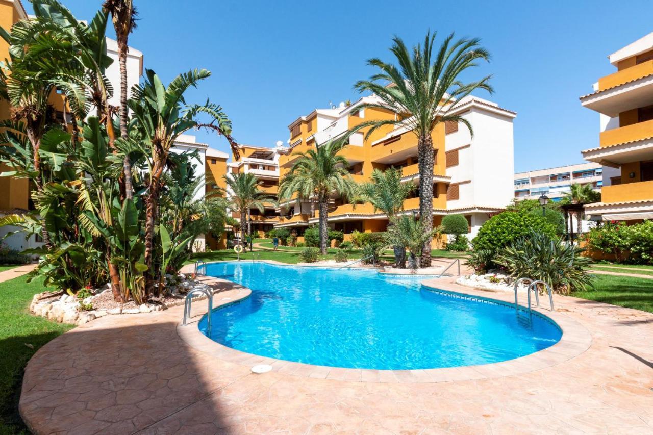 222 Lovely 3 Pools Home - Alicante Holiday Torrevieja Buitenkant foto